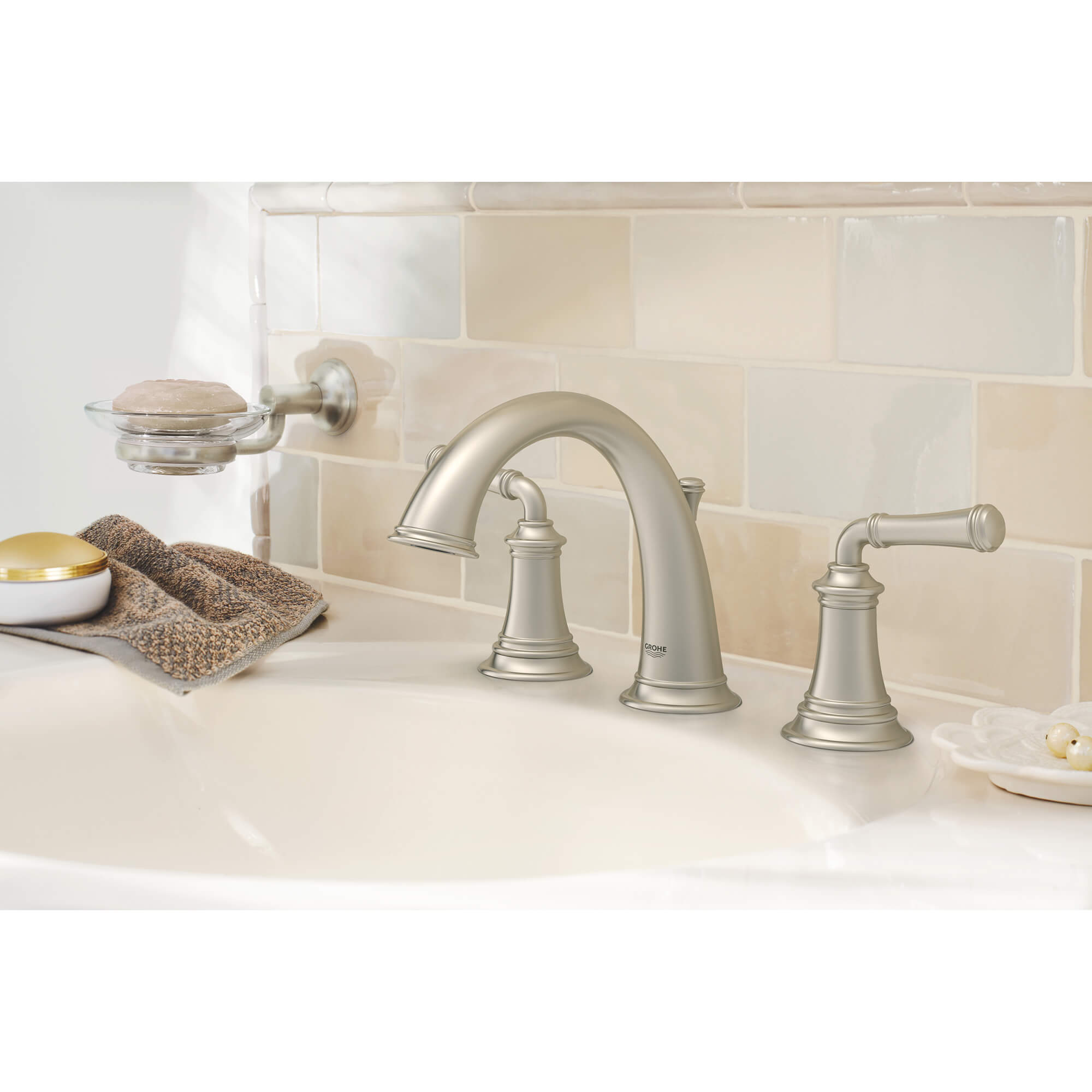 8inch Widespread 2Handle SSize Bathroom Faucet 1.2 GPM